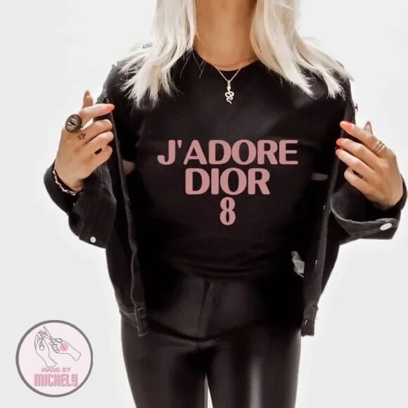 J’adore Dior number 8 Graphic T-Shirt - Picture 3 of 4